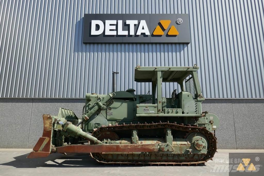 CAT D7F Ex-army ブルドーザー