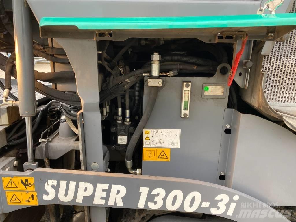 Vögele SUPER 1300-3I アスファルトフィニッシャ