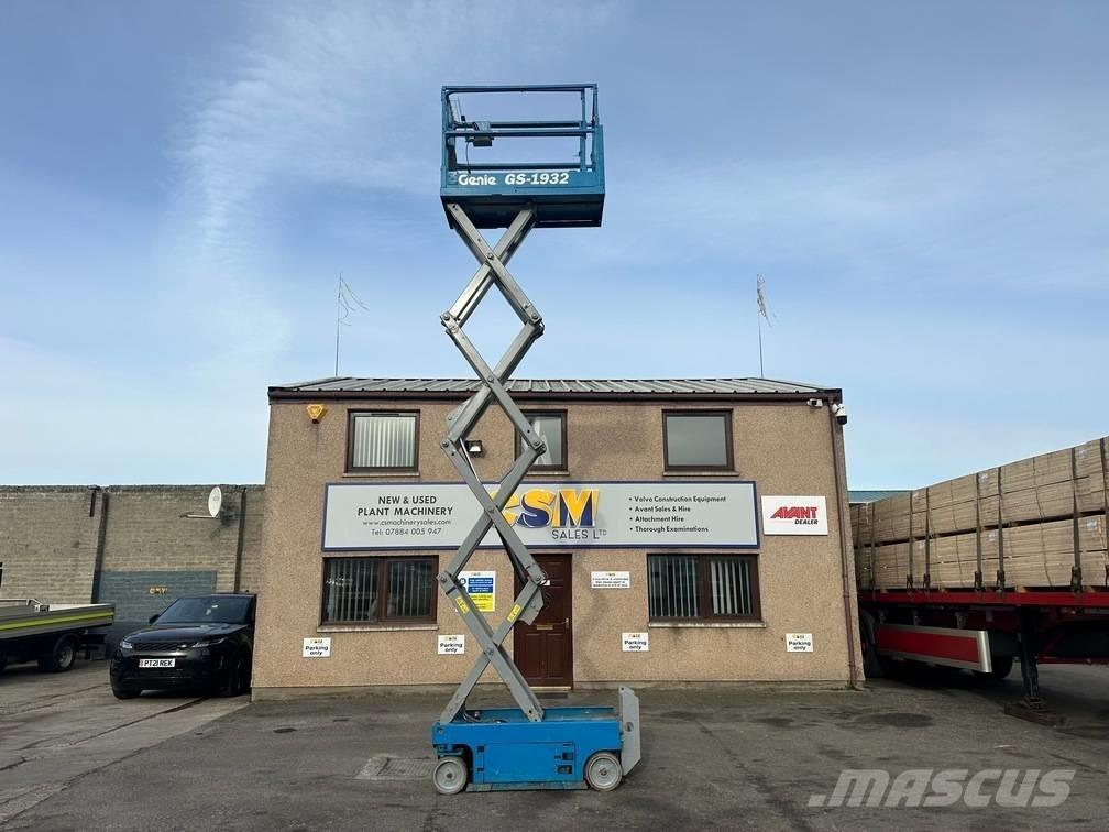 Genie GS 1932 シザースリフト