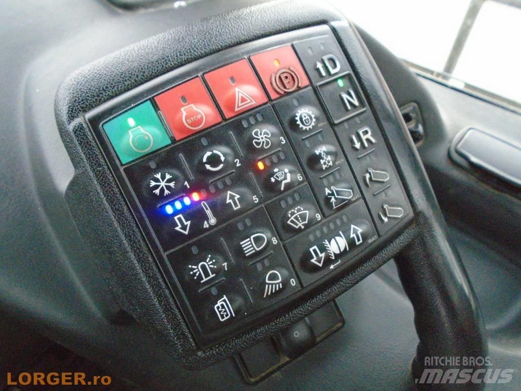 Bell B 35 D アーティキュレート式ダンプトラック