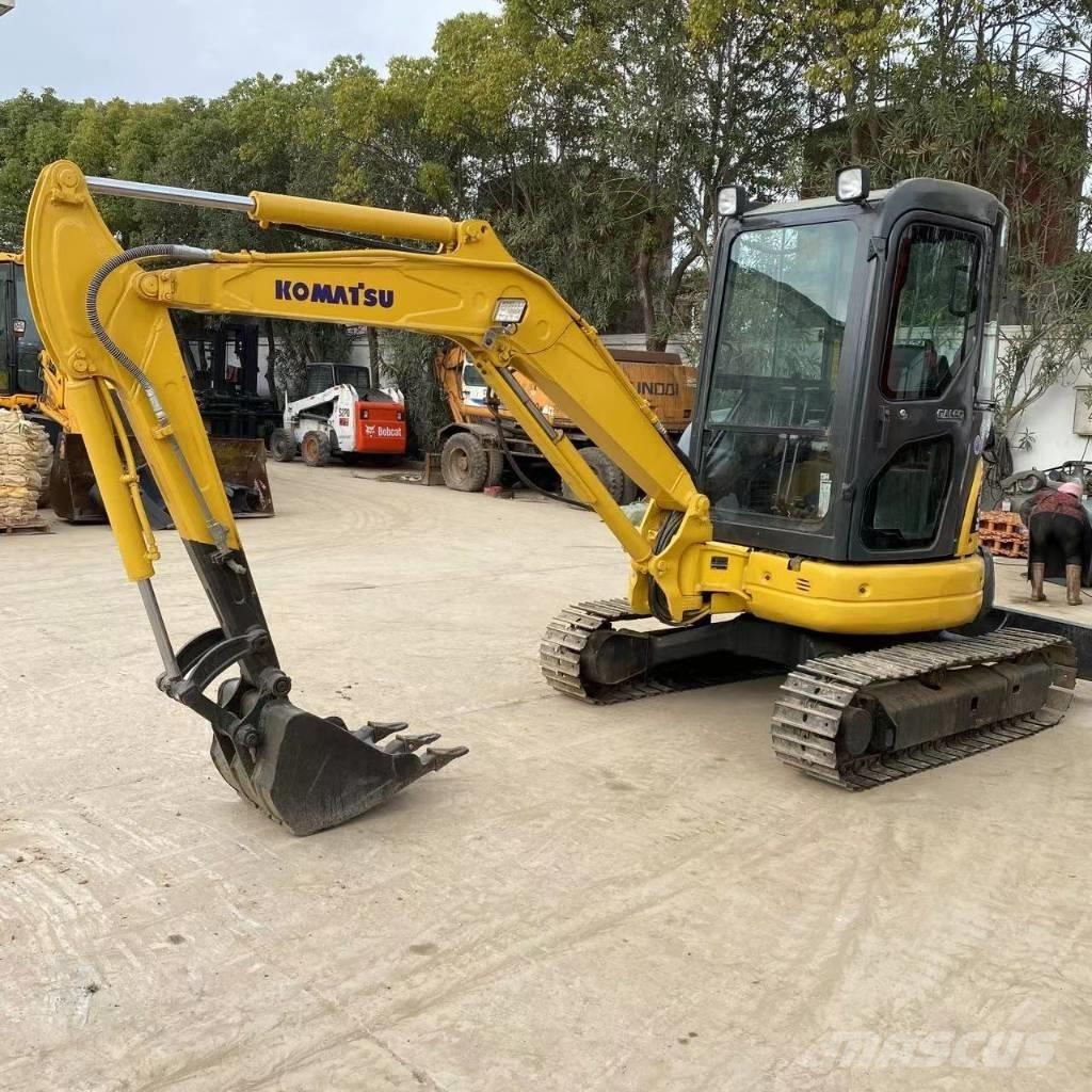 Komatsu PC 35 MR ミニ油圧ショベル 7t以下（ミニユンボ・ミニディガー）