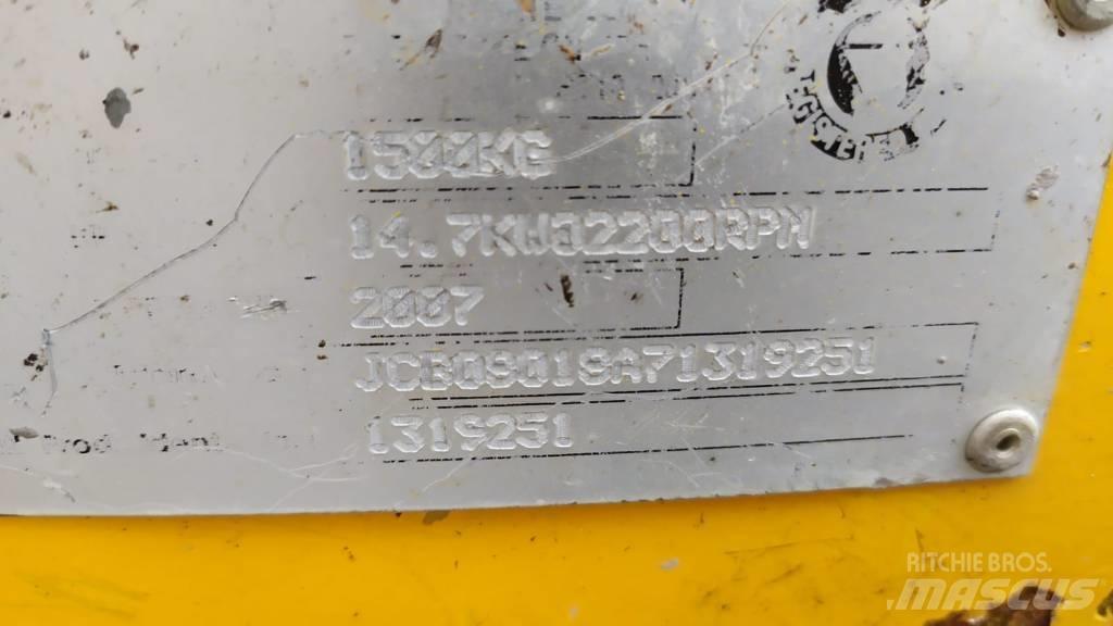 JCB 8018 ミニ油圧ショベル 7t以下（ミニユンボ・ミニディガー）