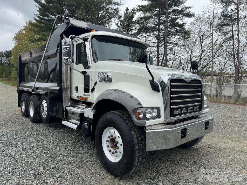 Mack GU433 ダンプ