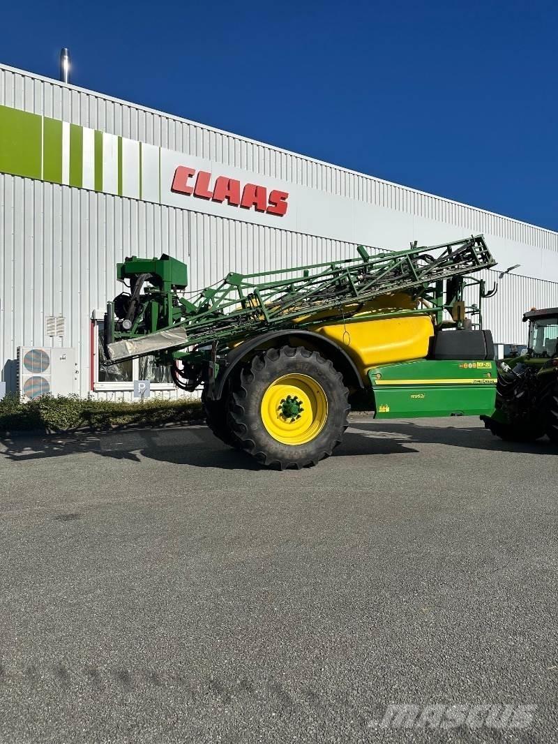John Deere R952 i 牽引型スプレイヤー