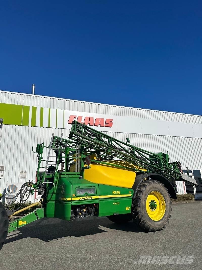 John Deere R952 i 牽引型スプレイヤー