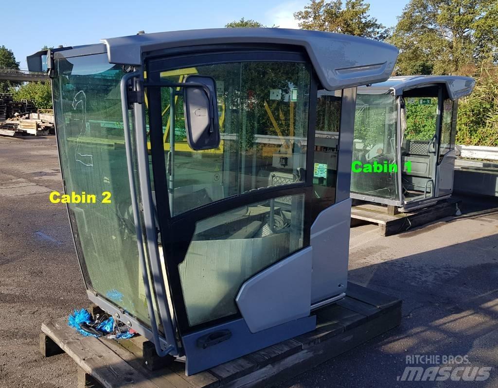 Fuchs F series Cabin キャビン及び内装