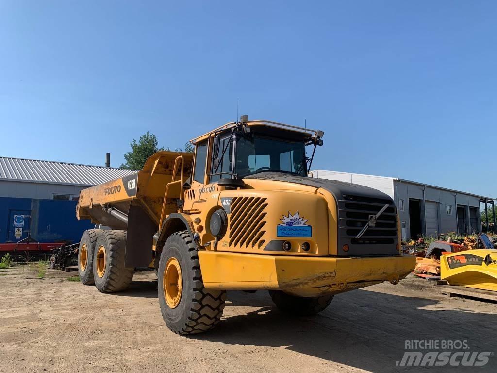 Volvo A 25 D アーティキュレート式ダンプトラック