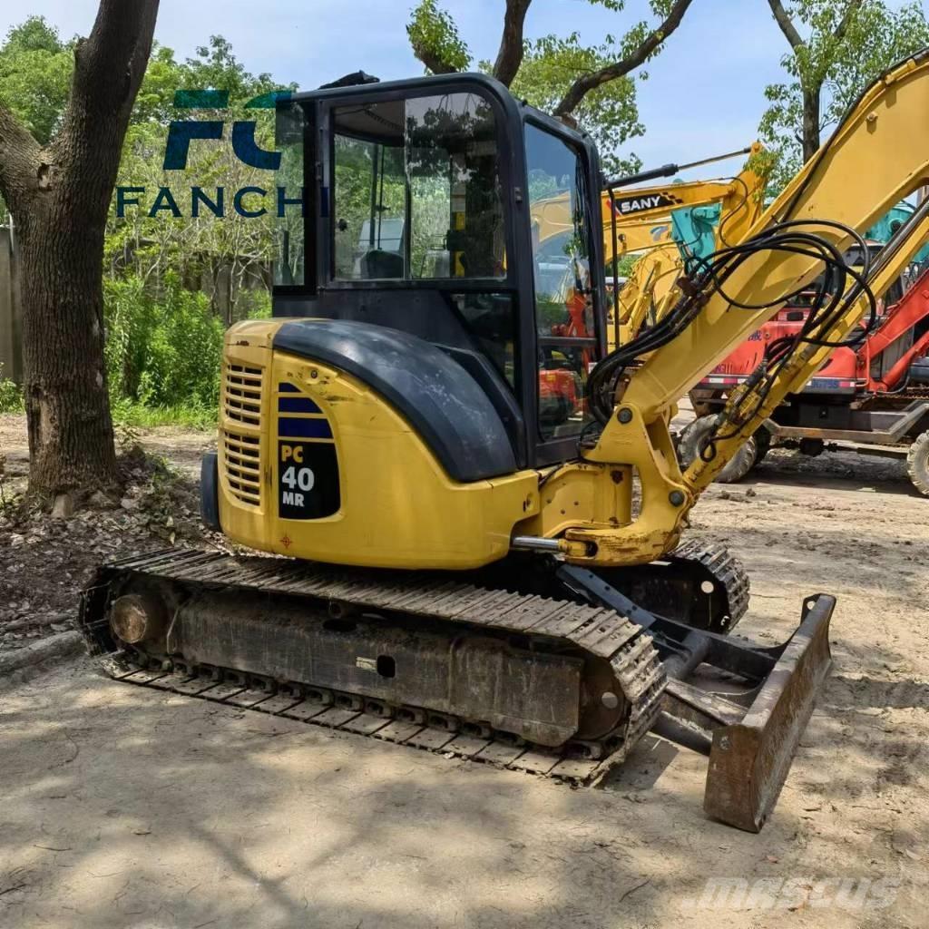 Komatsu PC 40 MR ミニ油圧ショベル 7t以下（ミニユンボ・ミニディガー）