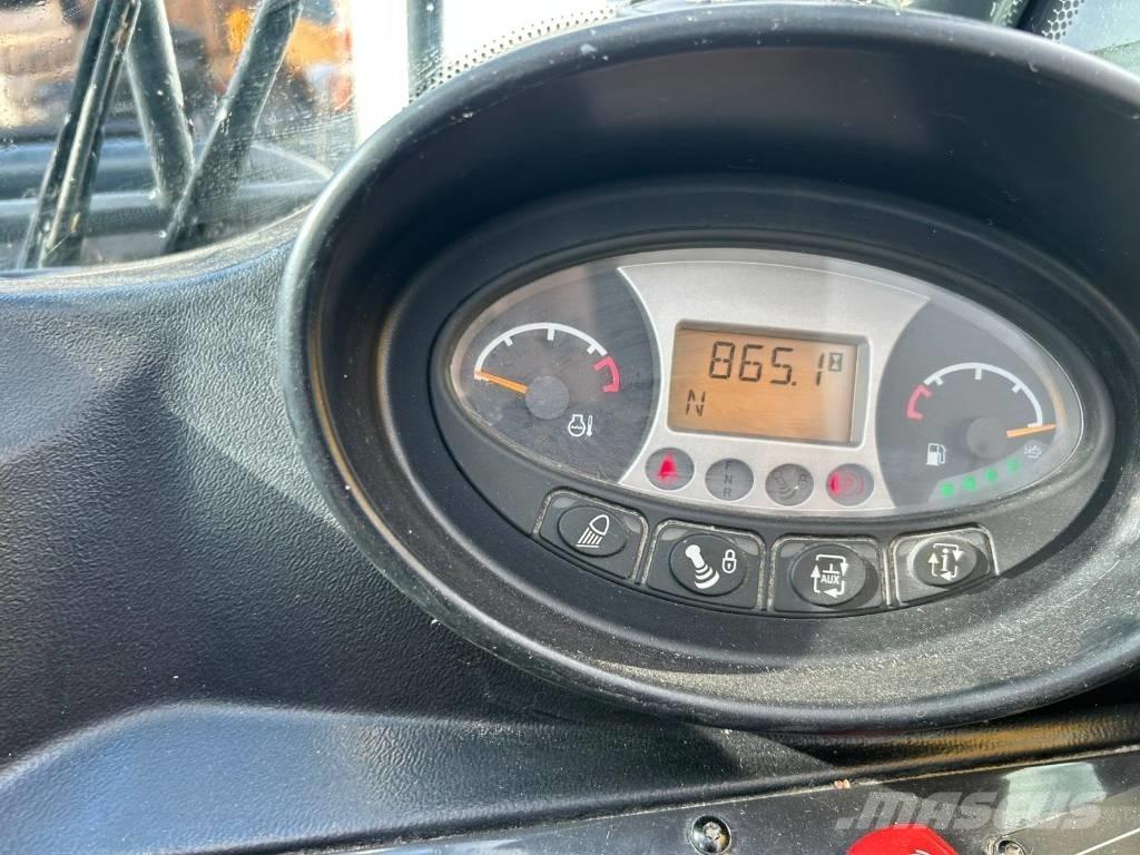 Bobcat T 35.140 S テレスコーピックハンドラー