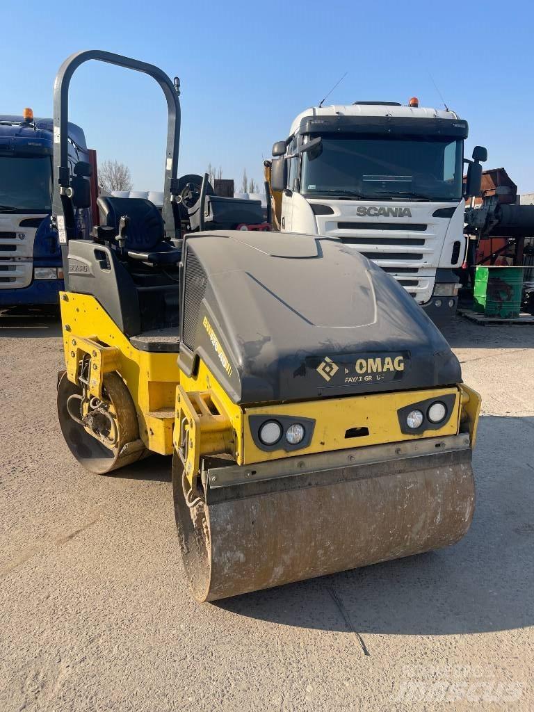 Bomag BW 120 AD-5 タンデムローラ