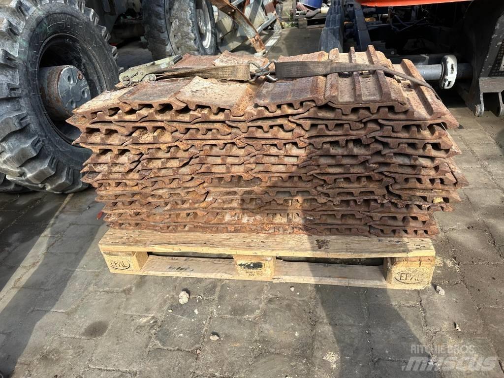 Doosan DX 255 NLC 大型油圧ショベル12t以上（パワーショベル・ユンボ）