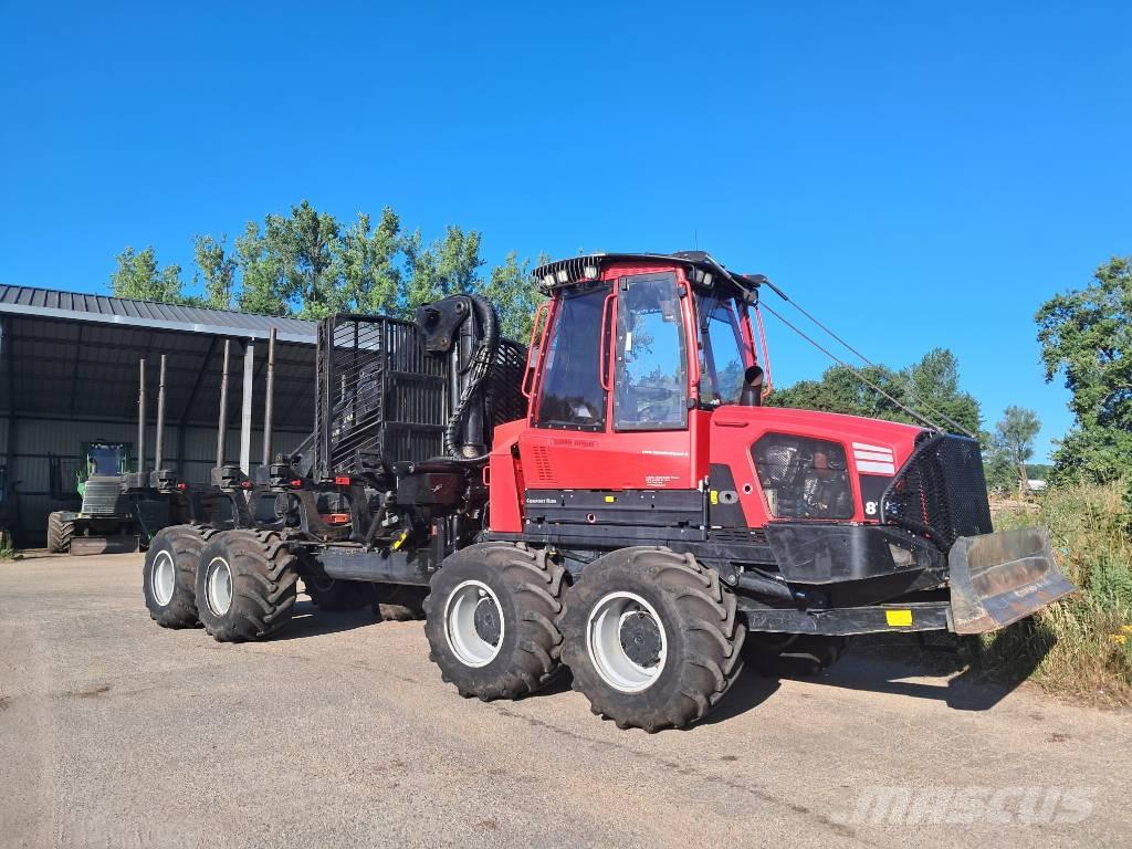 Komatsu 875 フォワーダー