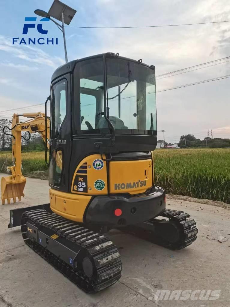 Komatsu PC 35 MR ミニ油圧ショベル 7t以下（ミニユンボ・ミニディガー）