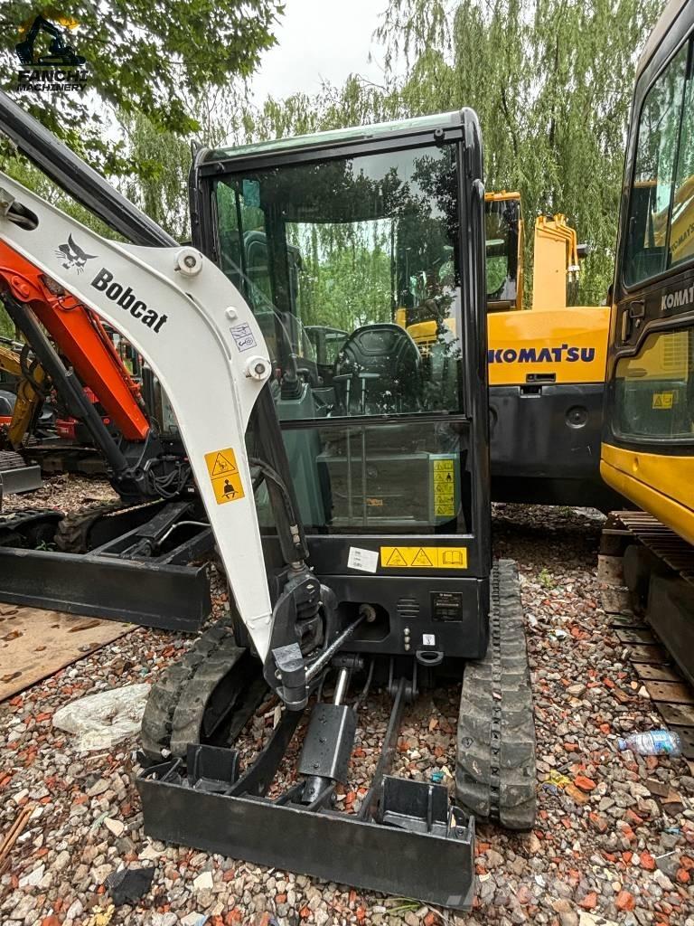 Bobcat Bobcta E20 ミニ油圧ショベル 7t以下（ミニユンボ・ミニディガー）