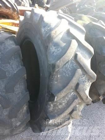  Pneu 14.9R24 タイヤ、ホイル、リム