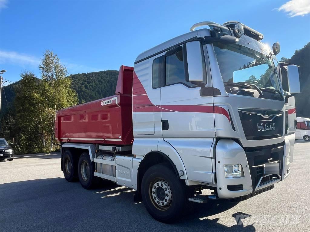 MAN TGX 26.580  6x4 ダンプ
