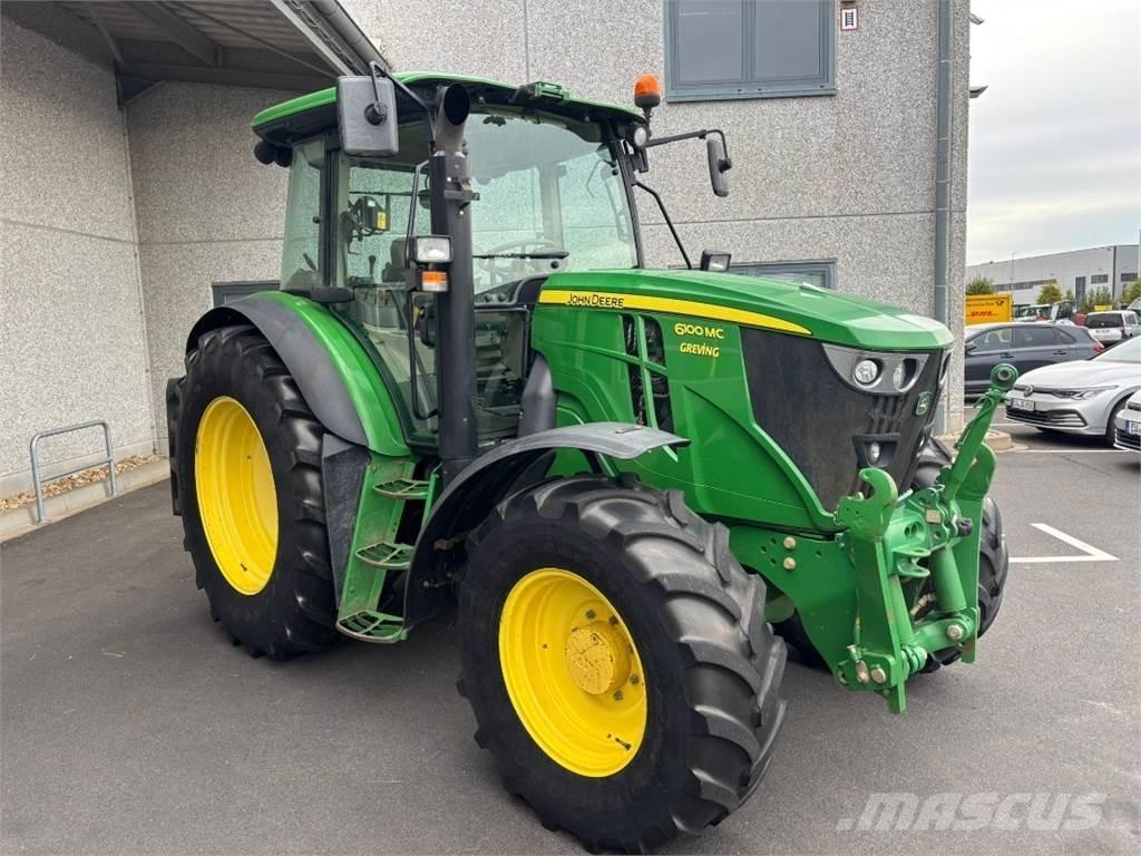 John Deere 6100MC トラクター