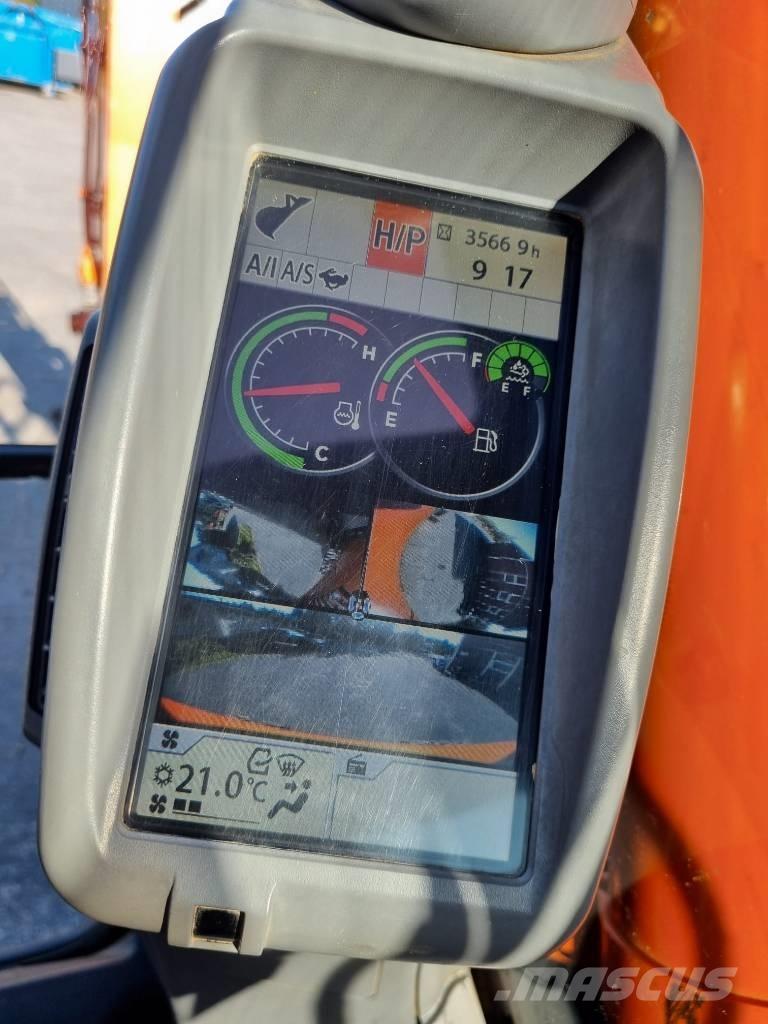 Hitachi ZX 135 US-6 大型油圧ショベル12t以上（パワーショベル・ユンボ）