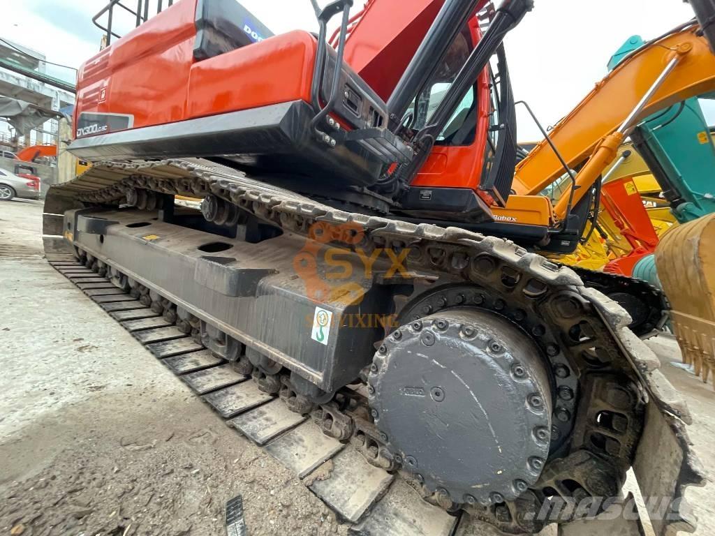 Doosan DX 300LCA 大型油圧ショベル12t以上（パワーショベル・ユンボ）