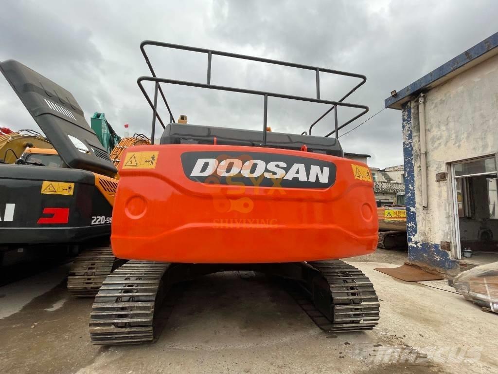 Doosan DX 300LCA 大型油圧ショベル12t以上（パワーショベル・ユンボ）