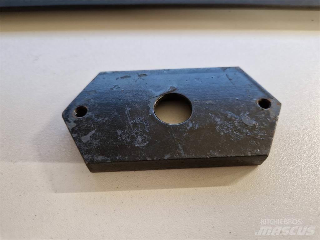 Rottne 077-0051 シャーシ及びサスペンション