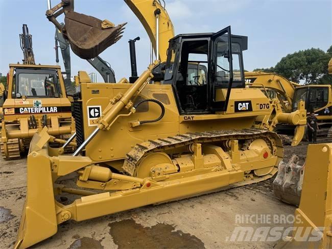 CAT D 7 G ブルドーザー