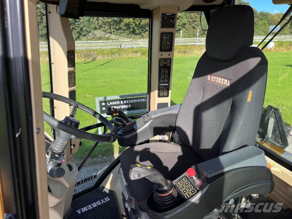 Hydrema 906F バックホーローダー