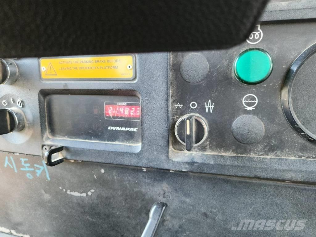 Dynapac CA 252 D タンデムローラ
