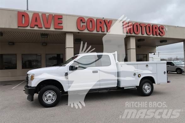 Ford F250 SD 建設機械 -　その他
