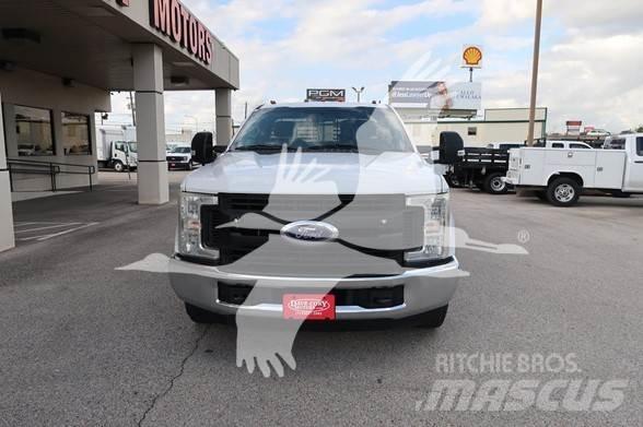 Ford F350 SD 建設機械 -　その他