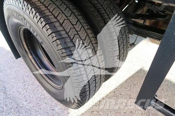 RAM 3500 HD 平ボディー