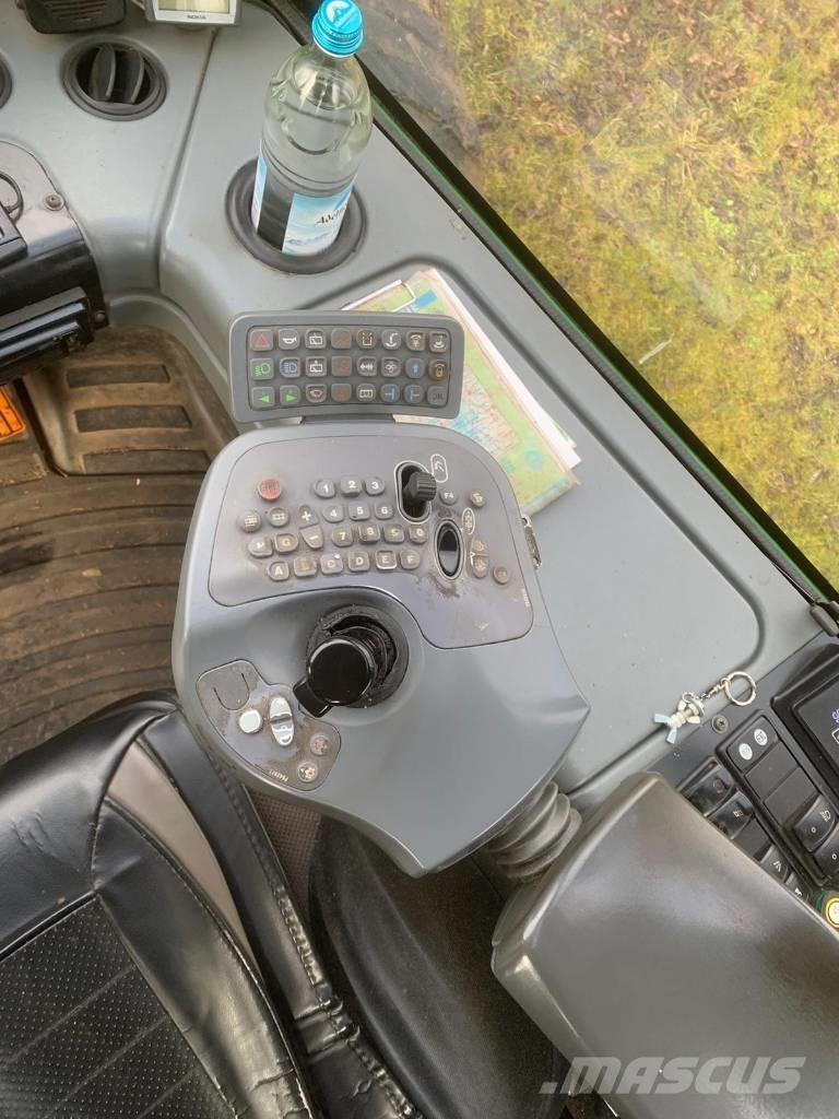 John Deere 1470 E ハーベスター