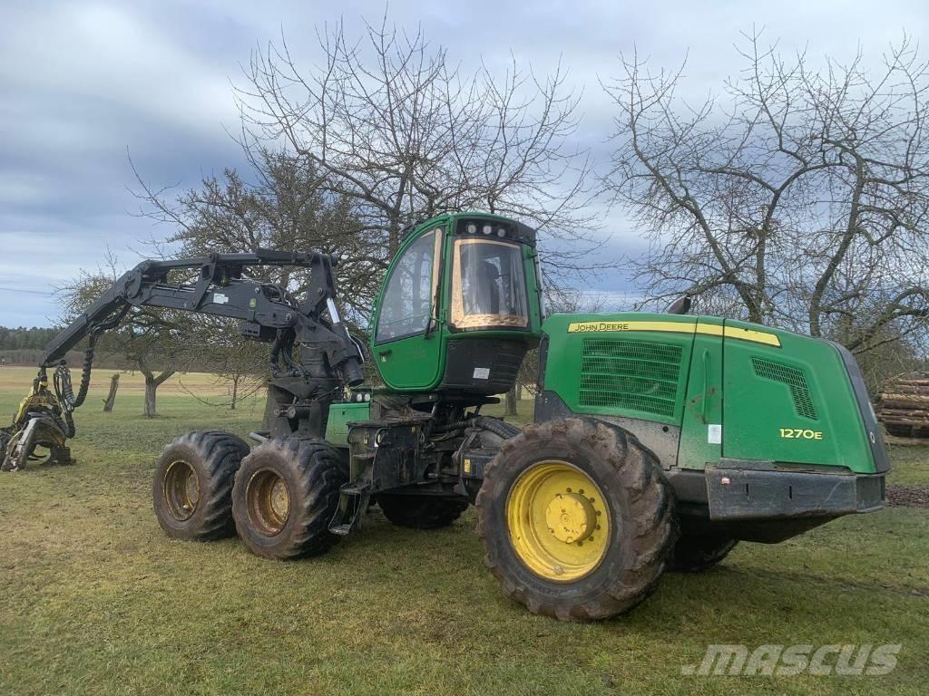 John Deere 1470 E ハーベスター