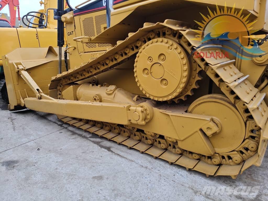 CAT D 7 R ブルドーザー
