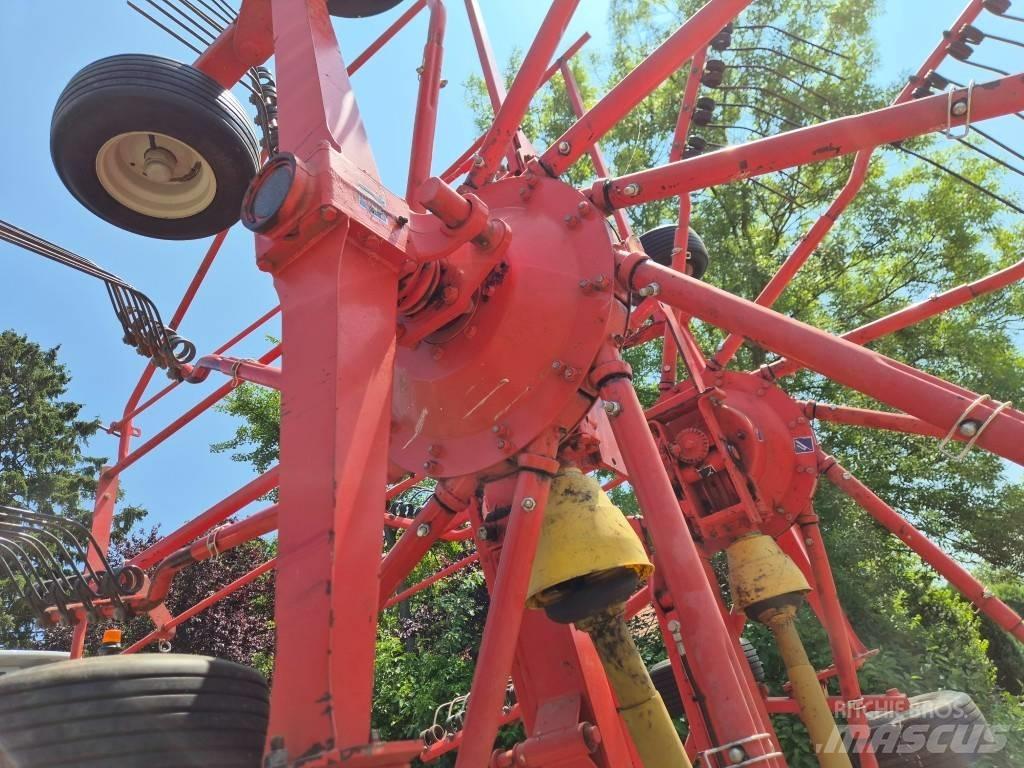 Kuhn GA 7501 ウィンドローア/レーキ