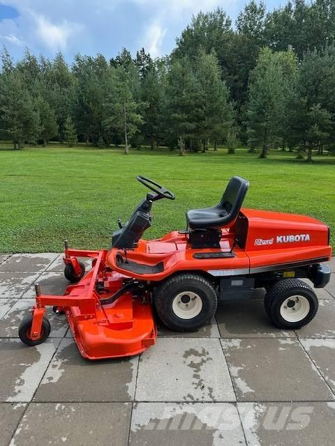 Kubota F 1900 乗用・自走モア/芝刈り機