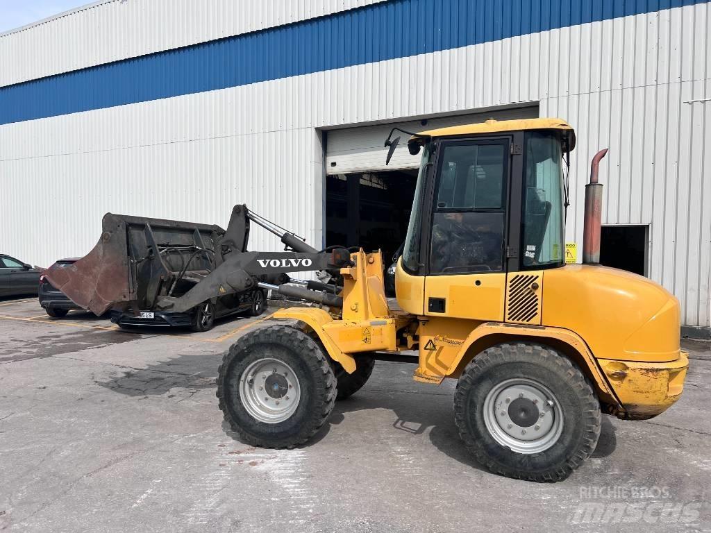 Volvo L 30 B ホイールローダー・タイヤショベル