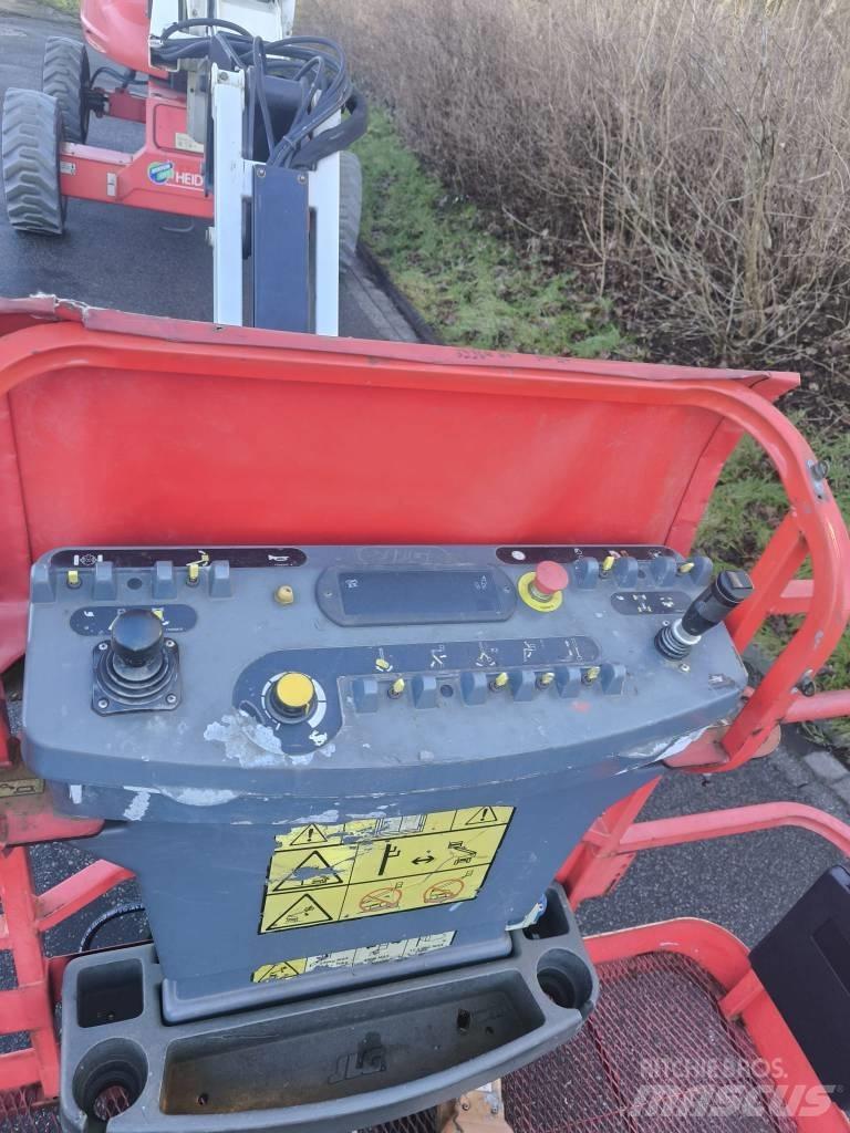 JLG M 600 JP ブームリフト　直伸型