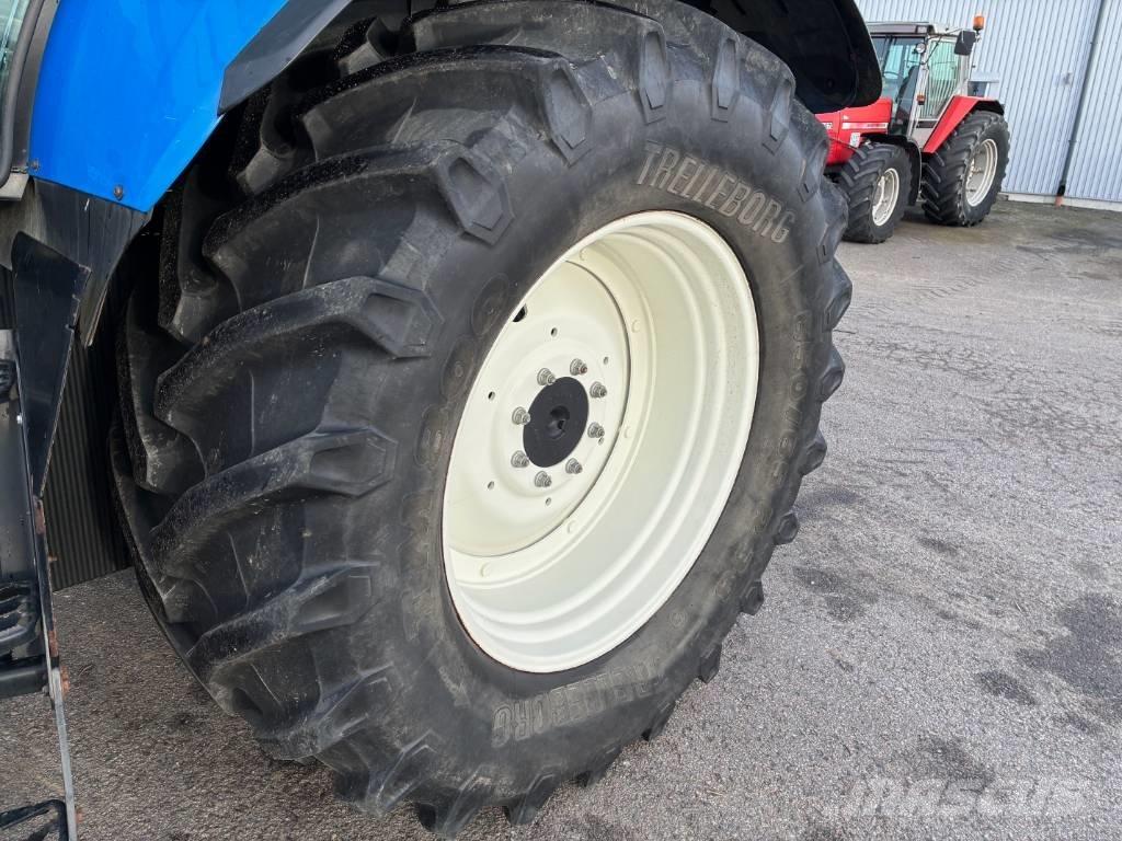 New Holland T 6070 トラクター