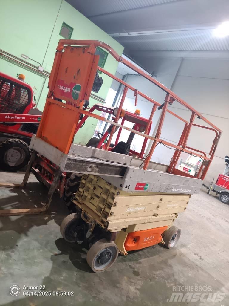 JLG 2630 ES シザースリフト