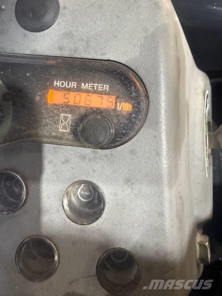 Yanmar Vio 25 ミニ油圧ショベル 7t以下（ミニユンボ・ミニディガー）