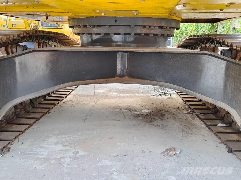 Komatsu PC 220-7 大型油圧ショベル12t以上（パワーショベル・ユンボ）