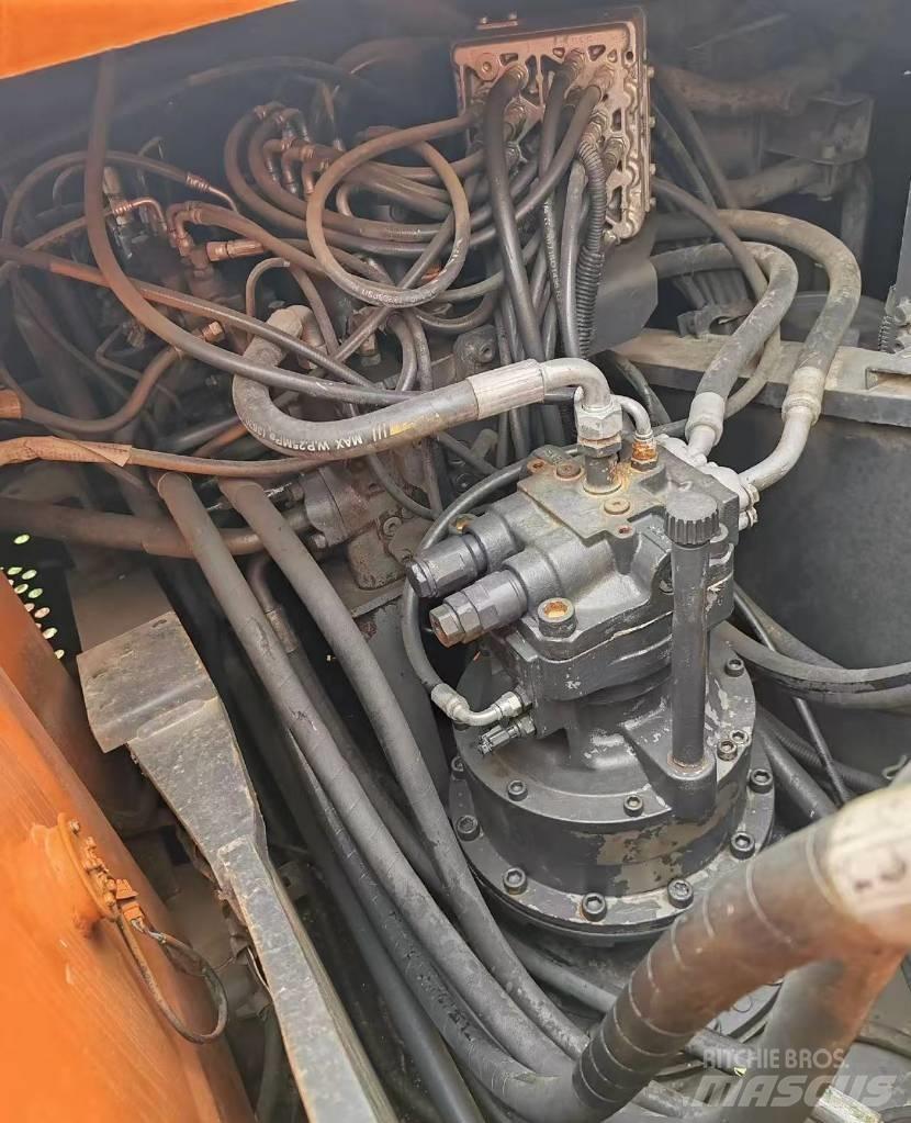 Hitachi Zaxis 200 LC 中型油圧ショベル 7ｔ-12ｔ（ユンボ・パワーショベル・バックホー）