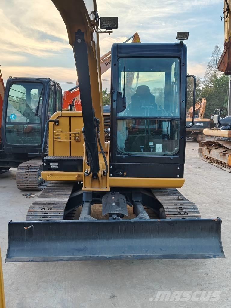 CAT 305.5 ミニ油圧ショベル 7t以下（ミニユンボ・ミニディガー）