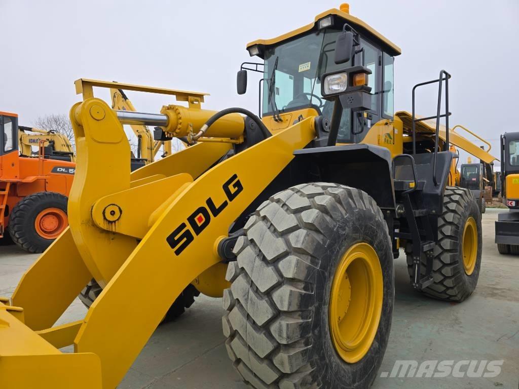 SDLG LG956F ホイールローダー・タイヤショベル