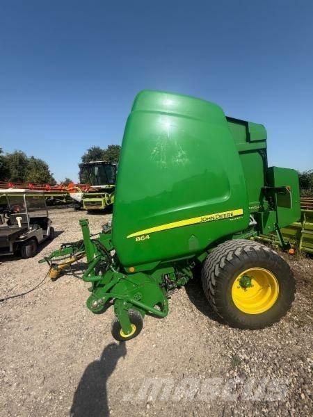 John Deere 864 ラウンドベーラー