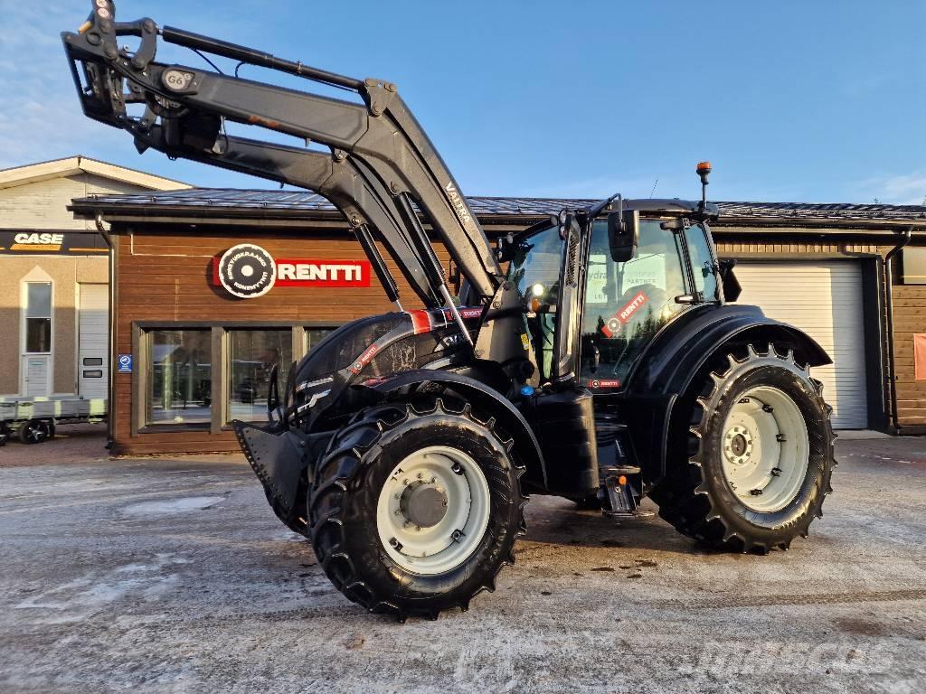 Valtra T 145 Active トラクター