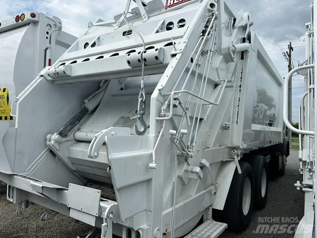 Mack MRU 633 塵芥車、パッカー車