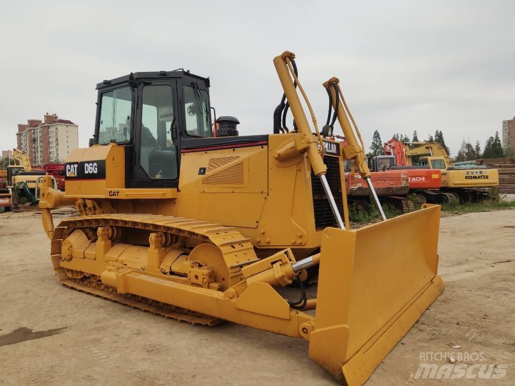 CAT D 6 G ブルドーザー