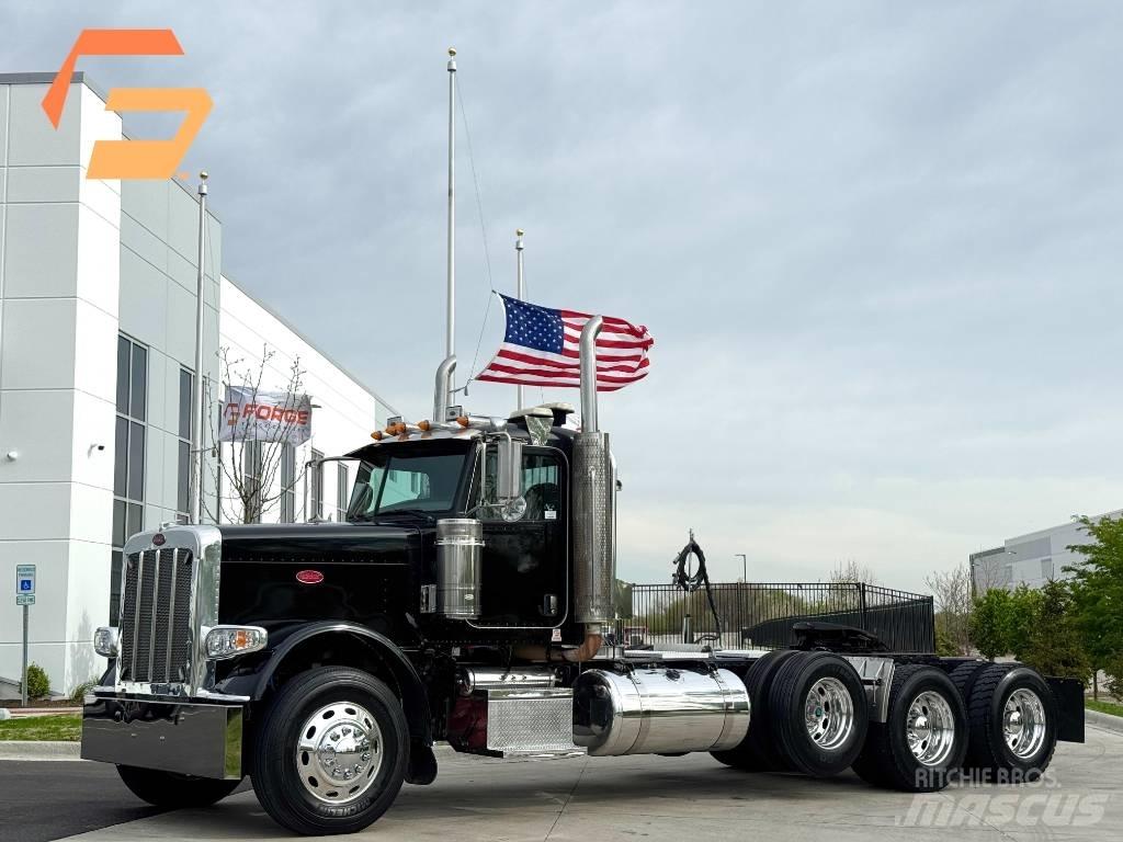 Peterbilt 388 中古トラクターヘッド | トレーラーヘッド